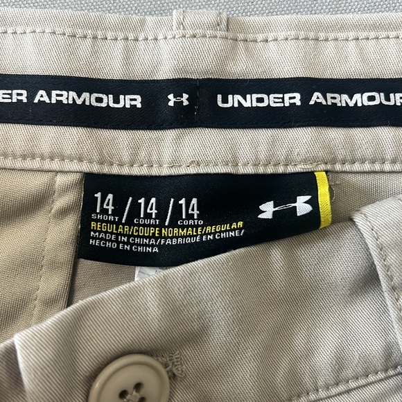 Boys Under Armour uniform shorts sho3 14 khaki - Picture 5 of 5